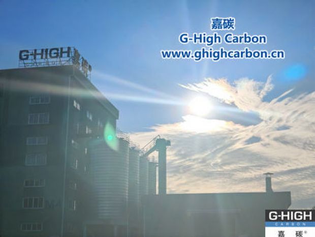 下班時(shí)分，天空上演白云盛宴，員工紛紛記錄美好時(shí)刻。